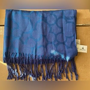 New with tags blue Mickey scarf.